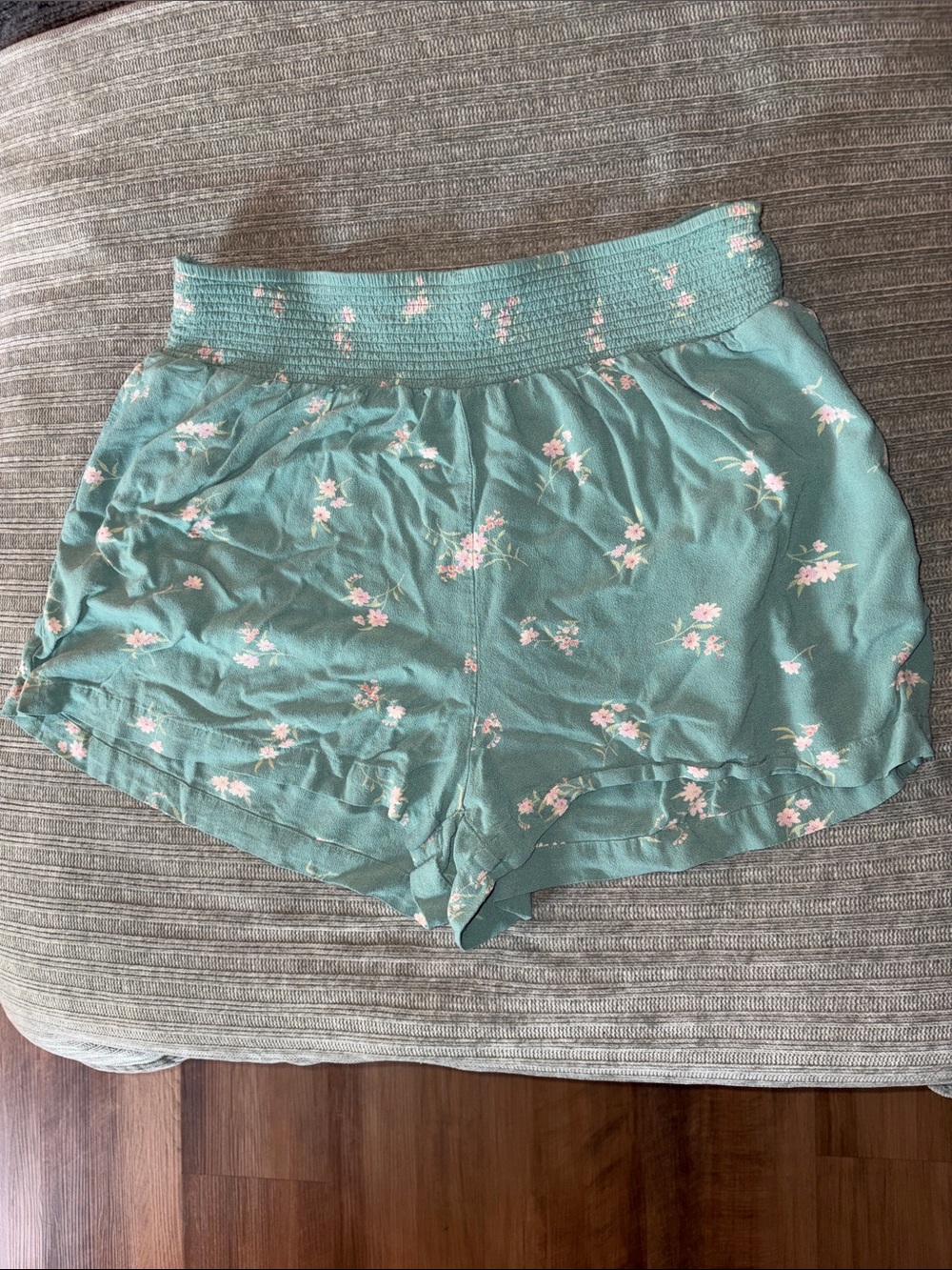 American Eagle Outfitters Mint Green Floral Lounge Shorts